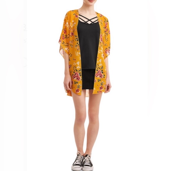 NWT💫 Beautiful Floral Kimono - Picture 4 of 4